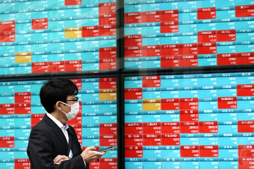 "نيكي" يهبط مع تضرر المعنويات جراء ارتفاع إصابات كورونا في أوروبا