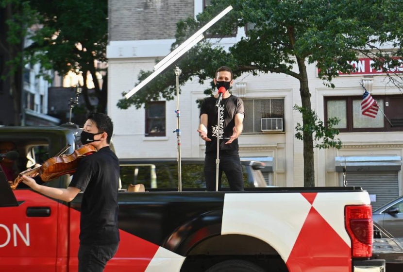 الأوبرا الأمريكية تكافح للبقاء في موسم بلا جمهور