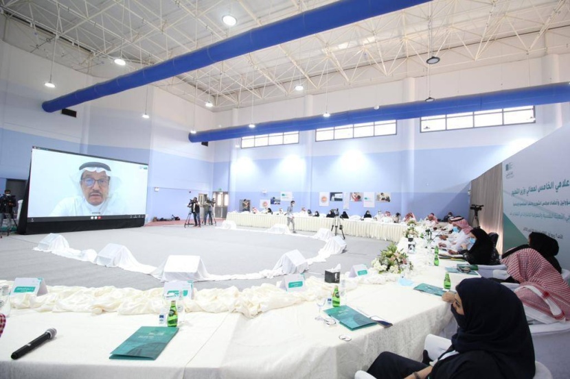 آل الشيخ: تقييم التعليم الإلكتروني مستمر .. و99 % نسبة الدخول إلى منصة مدرستي