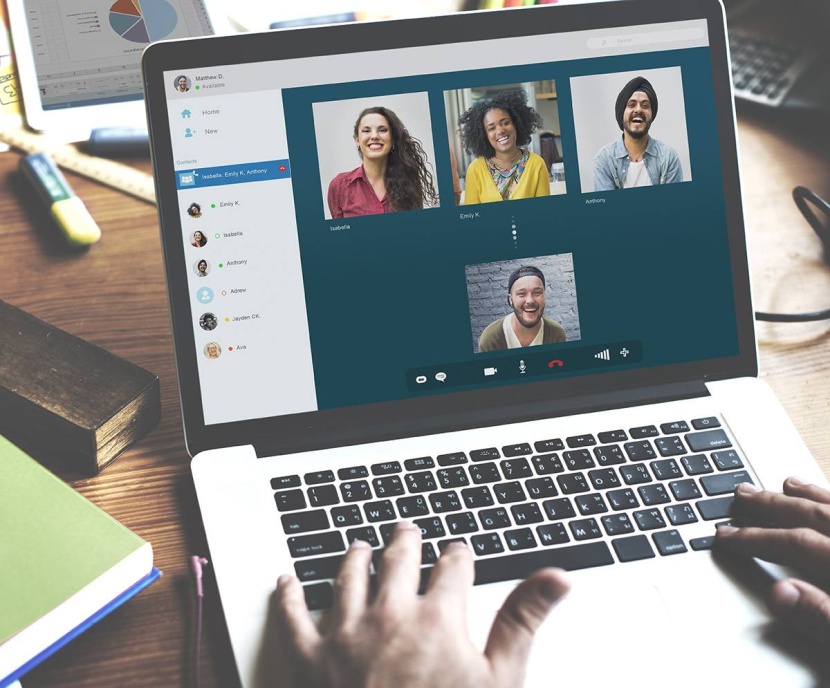 «واتساب» يسمح لمستخدمي أجهزة الكمبيوتر بإجراء مكالمات صوتية ومرئية