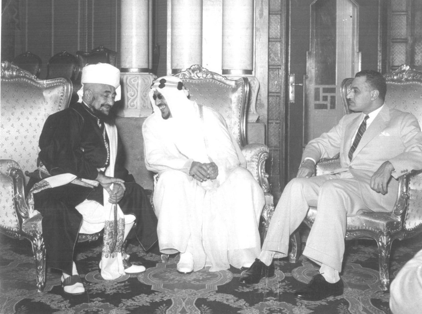 كتاب "سعود واليمن" .. كواليس رأب الصدع اليمني وجمع الجهد العربي