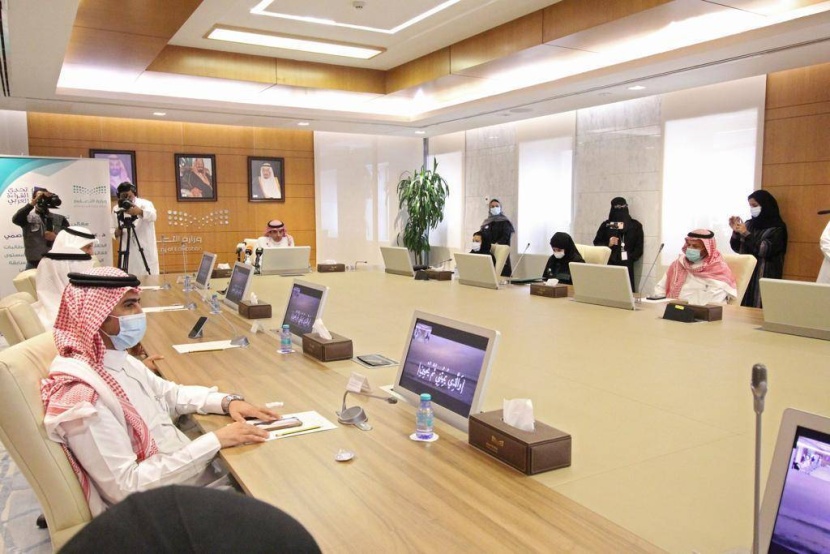 4 طلاب يظفرون بالمراكز الأولى في مشروع تحدي القراءة العربي