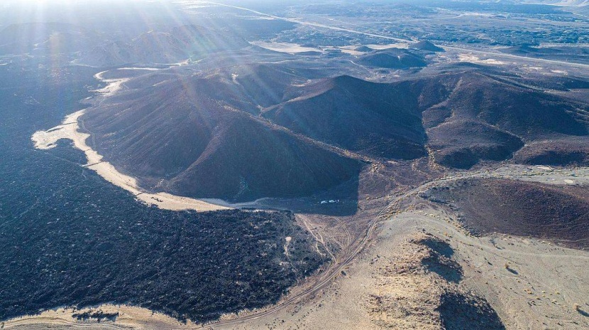 الحرات البركانية في أملج .. أشكال هندسية كونتها حمم بازلتية