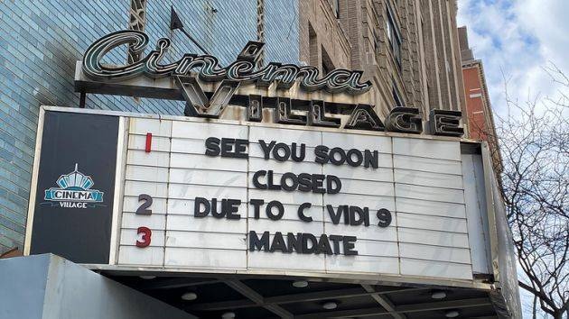 كورونا يضع دور العرض الأمريكية في دائرة التحدي