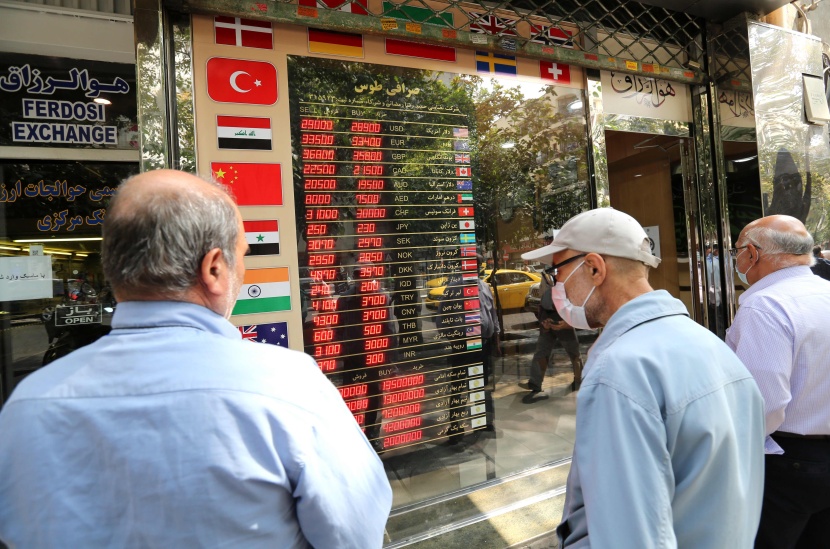 النظام الصحي في إيران على وشك الانهيار.. المستشفيات توقف استقبال الحالات غير الطارئة