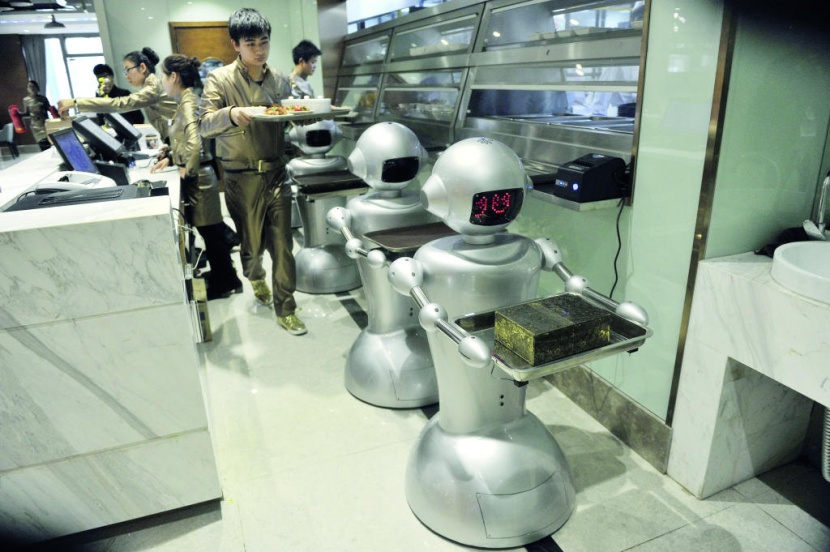 بالتعلم عن طريق التقليد .. تقنية جديدة لتوجيه الروبوت في الأماكن المغلقة