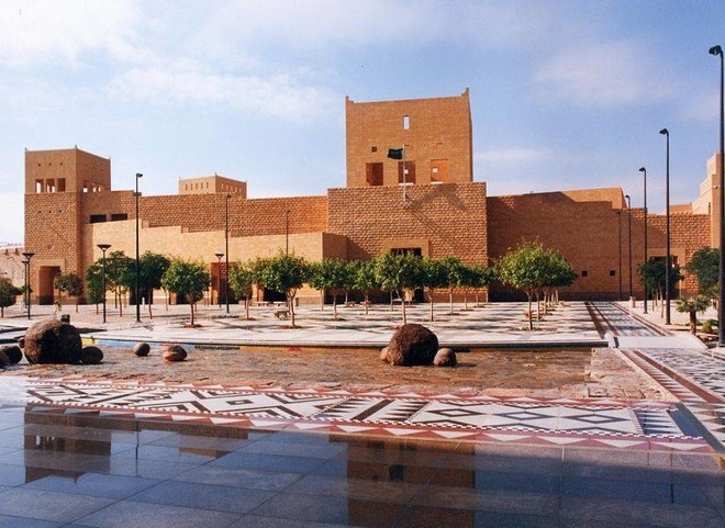 "الدارة" : سنقاضي كل من يقدم نفسه كباحث معتمد من قبلنا دون موافقة