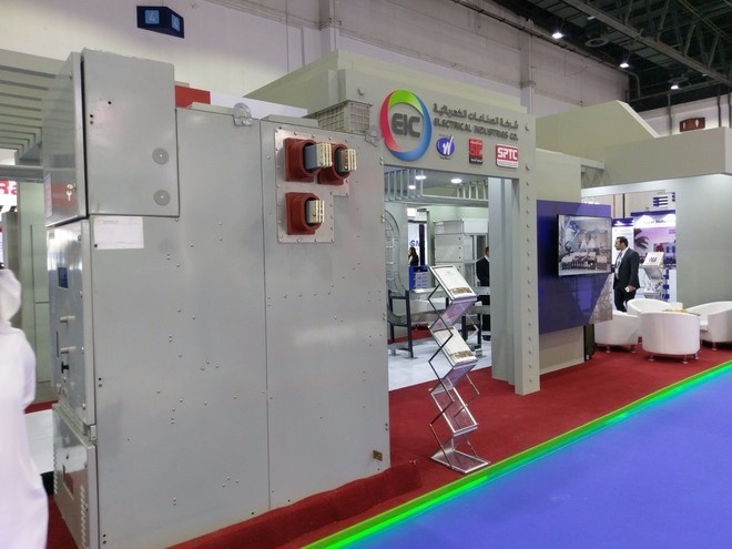 "الصناعات الكهربائية" توقع اتفاقيات مع "الكهرباء" لتوريد معدات بقيمة 110 مليون ريال