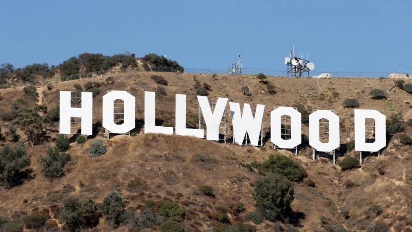 نجوم هوليوود يشعلون السباق إلى البيت الأبيض