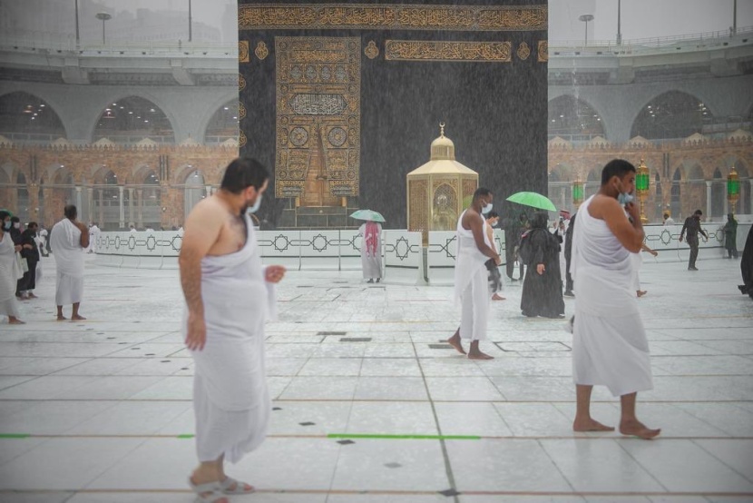   أمطار اليوم على المسجد الحرام في مكة المكرمة