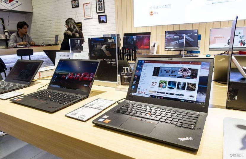 الجائحة ترفع مبيعات الكمبيوترات 12 %