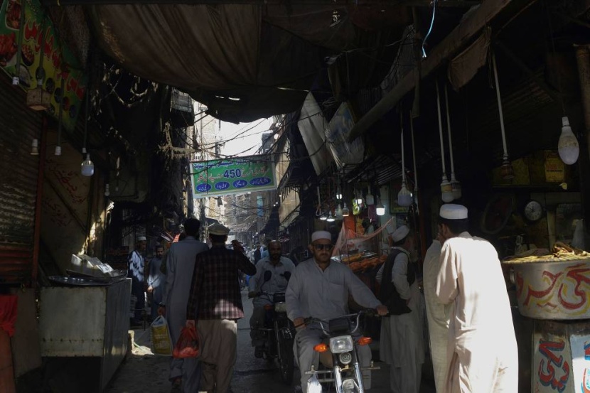 الحكواتيون .. رواة أساطير سرقت شبكات التواصل مهنتهم