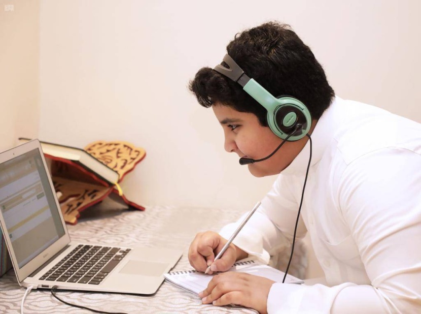 «التعليم» تشيد بأولياء الأمور وتؤكد نجاح اليوم الأول للاختبارات