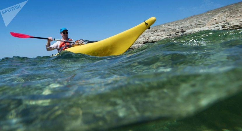 الجائحة تدفع مغامرا لعبور المحيط للقاء عائلته