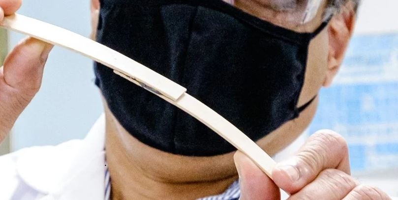 "الصمغ المغناطيسي" .. وسيلة جديدة لمعالجة المواد اللاصقة بتعريضها للمغناطيس