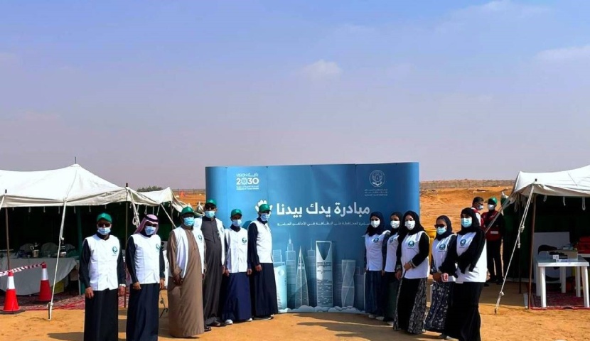 "يدك بيدنا".. شعار رفعه متطوعون لتنظيف المتنزهات العامة