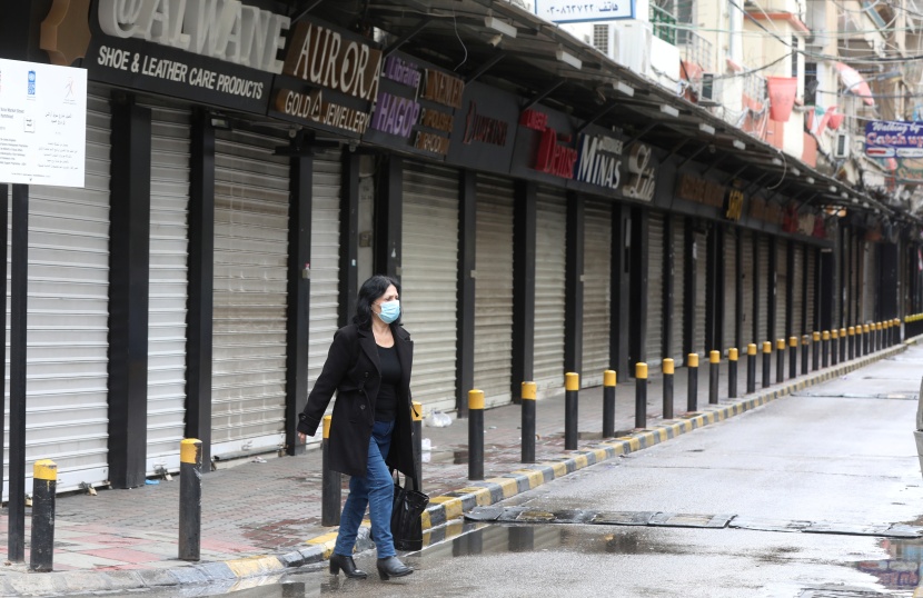   لبنان يدخل إقفالا عاما جديدا لمواجهة كورونا 