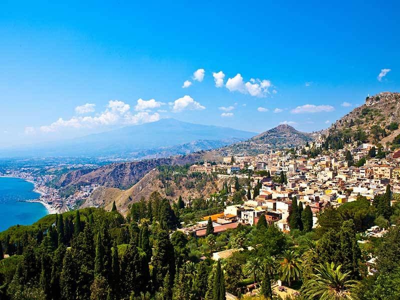 منازل إيطالية أرخص من فنجان قهوة