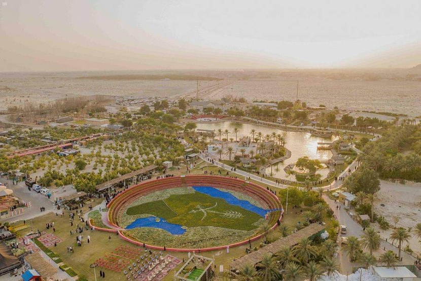 الأحساء تستضيف أكبر خريطة للمملكة مكونة من 500 ألف زهرة