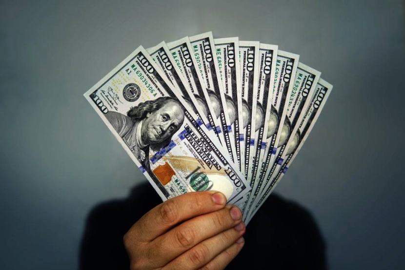 دراسة: ارتفاع دخل الأسر السنوي يجلب السعادة