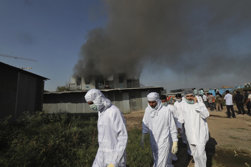 الهند في أزمة صحية جديدة .. موقع إنتاج لقاحات كورونا يتعرض لحريق