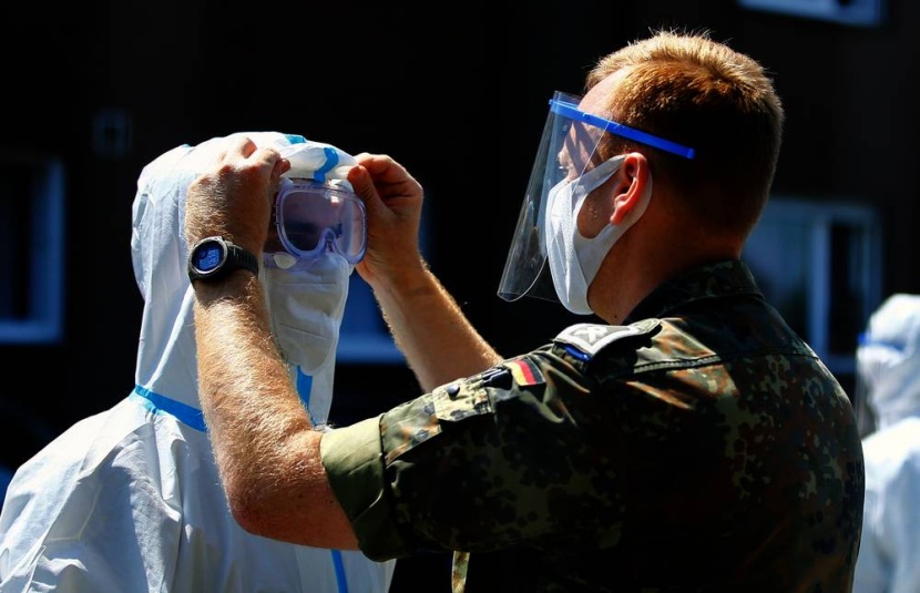 متغير كورونا الجديد يجعل احتواء الجائحة أكثر صعوبة