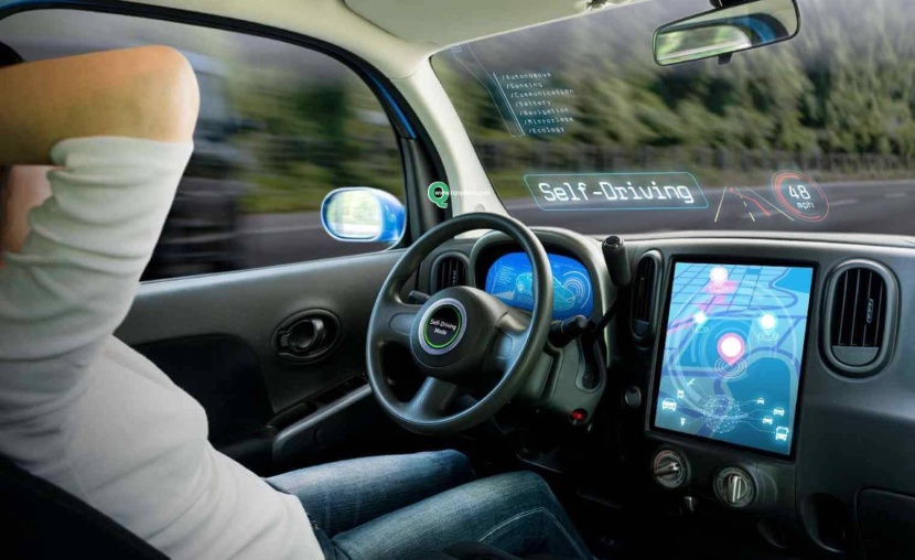 انقسام في «هيونداي» يعطل سيارة «أبل»