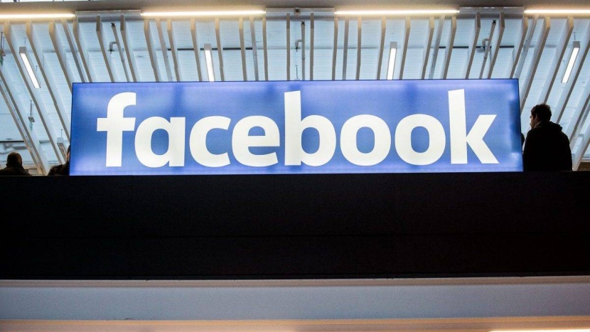 «فيسبوك» تدخل عالم الساعات الذكية وتنافس «أبل» و«هواوي»