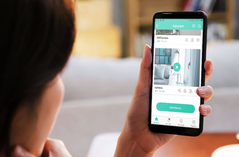 تطبيق أدوركام يعرض بيانات آلاف المستخدمين للقرصنة