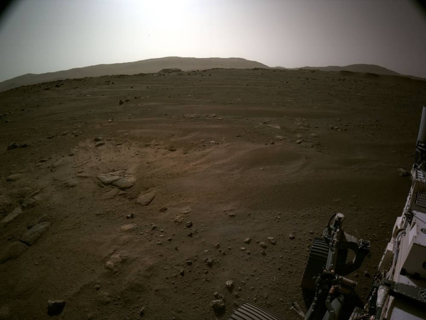 «ناسا» تنشر صورا عالية الدقة من المريخ