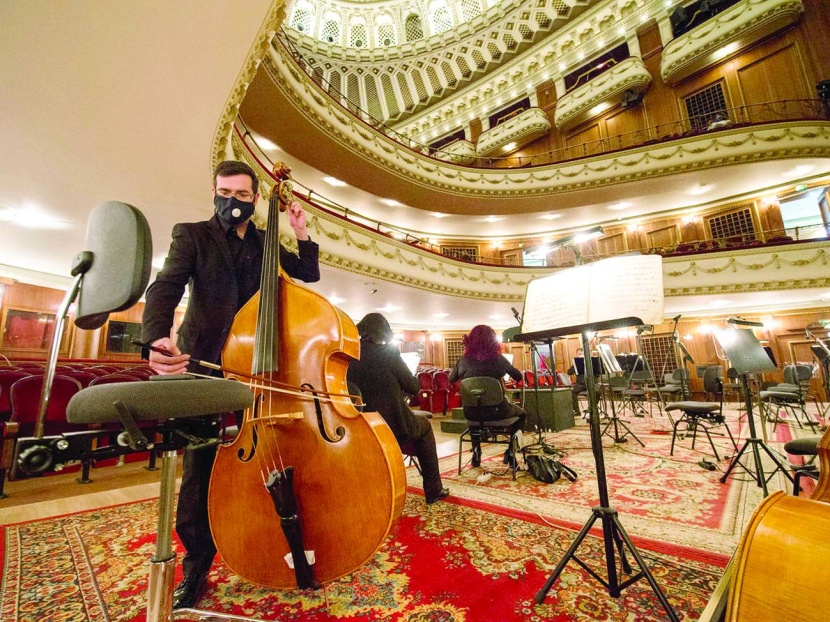 أوبرا صوفيا تتغلب على الجائحة وتخرق صمت مثيلاتها الأوروبية