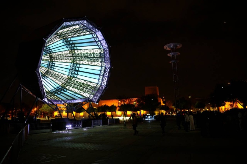 في "نور الرياض" قصص تروى بلغة الضوء