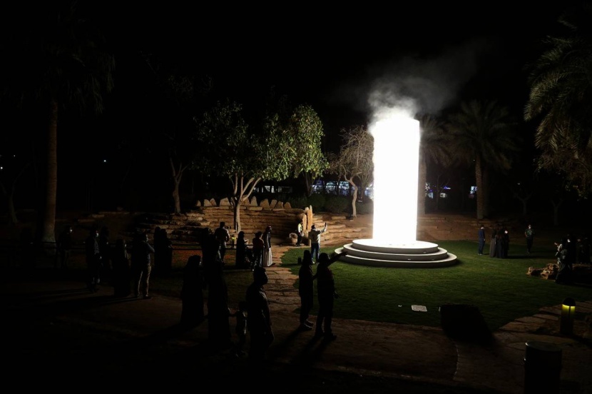 في "نور الرياض" قصص تروى بلغة الضوء