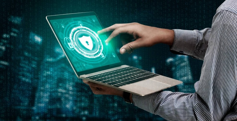 التوصل إلى خوادم استخدمها قراصنة في استهداف آلاف الشركات