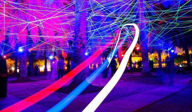 واحة النخيل تعكس الترابط في زمن التباعد