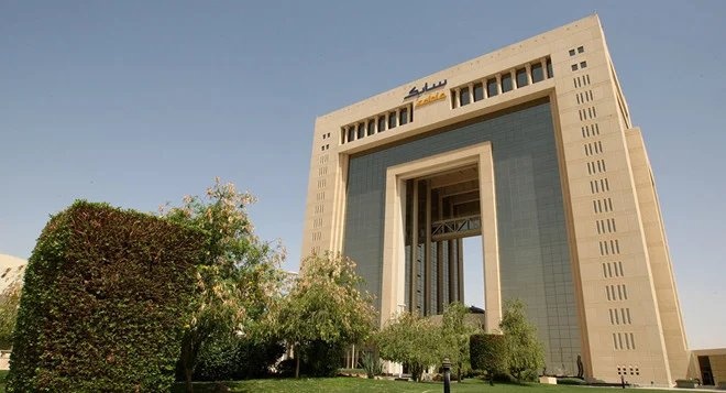  "سابك" توقع اتفاقية تعاون مشتركة لإنشاء أول وحدة تكسير بخارية تعمل بالكهرباء