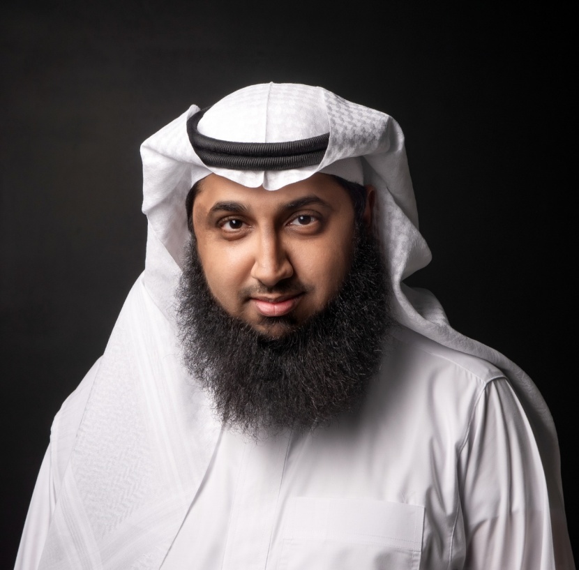 د. أيمن الحربي أستاذا مشاركا في أمن المعلومات 