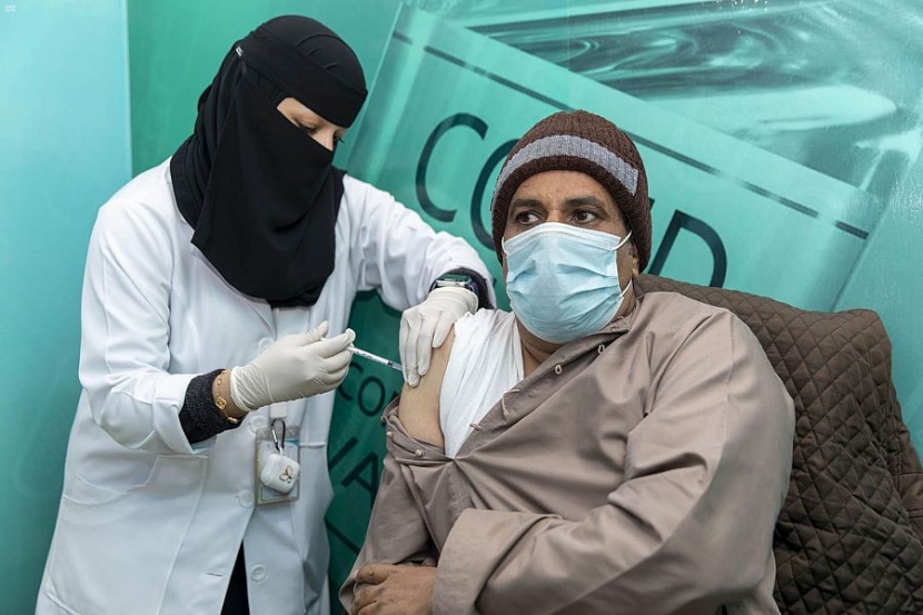 1.3 مليون شخص تلقوا اللقاح في السعودية