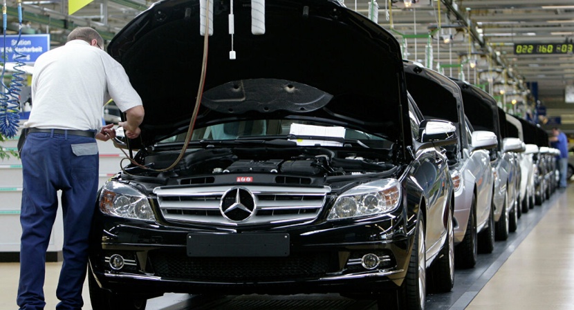 قاض أمريكي يقر تسوية بقيمة 1.5 مليار دولار عن انبعاثات الديزل من مركبات دايملر 