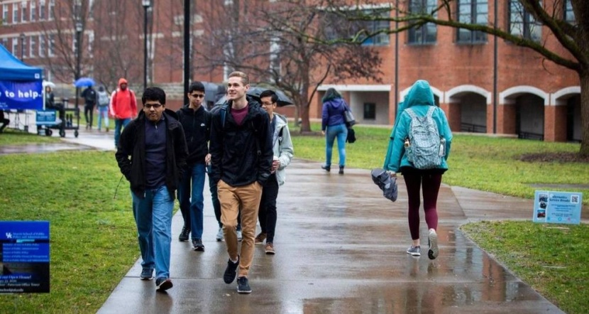 بالخطأ .. جامعة تقبل نصف مليون طالب