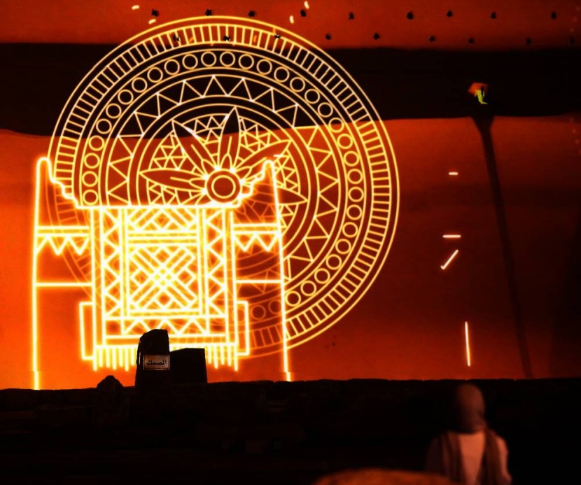 واجهة «المصمك» تحاكي الزمن الجميل بالزخارف النجدية