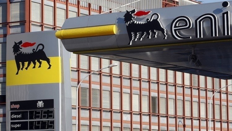 "إيني" تدرس إقامة مشروعات مشتركة في الشرق الأوسط وغرب إفريقيا لخفض ديونها 