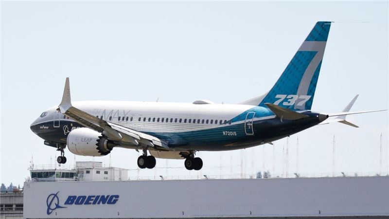 وزارة النقل الأمريكية تعيد النظر في إجراءات السماح بإعادة تشغيل طائرات "بوينج 737 ماكس"