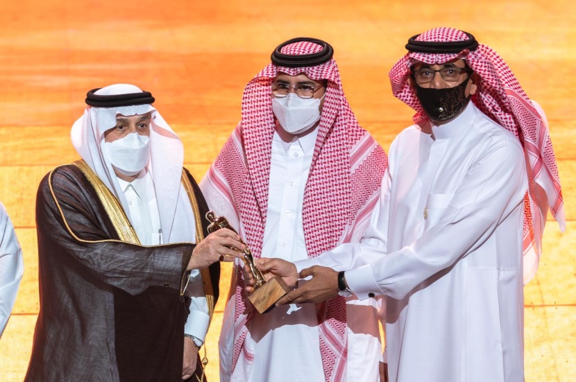 ابن الأديب العبودي : جائزة "شخصية العام الثقافية" تتويج لرحلة والدي الممتدة لـ 70 عاما