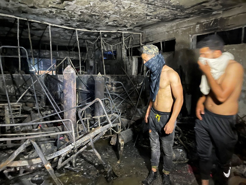  غضب في العراق بعد حريق أودى بحياة 82 شخصا في مستشفى مخصص لمرضى كوفيد