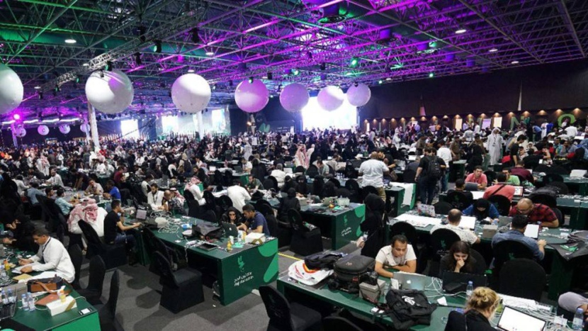 «الاتصالات» تطلق مبادرة «التحديات الرقمية» لاستكشاف إبداعات الشباب