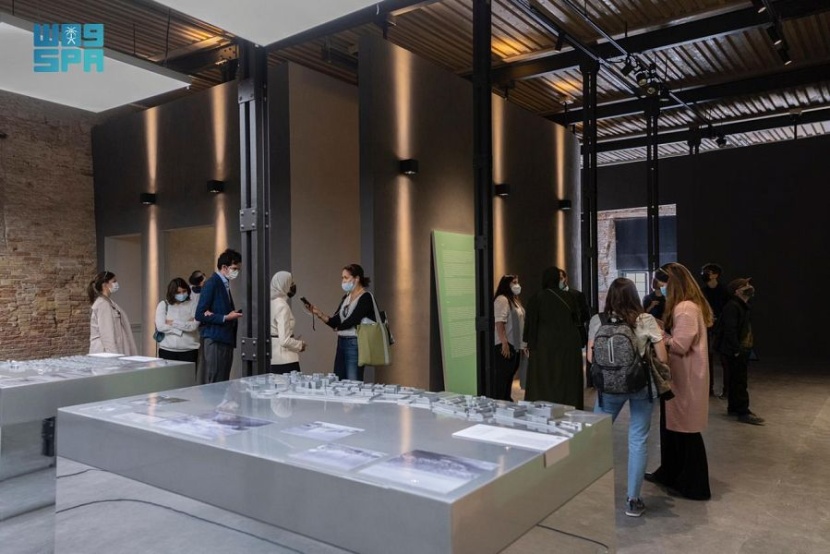  وزير الثقافة يفتتح جناح المملكة المشارك في بينالي البندقية للعمارة  