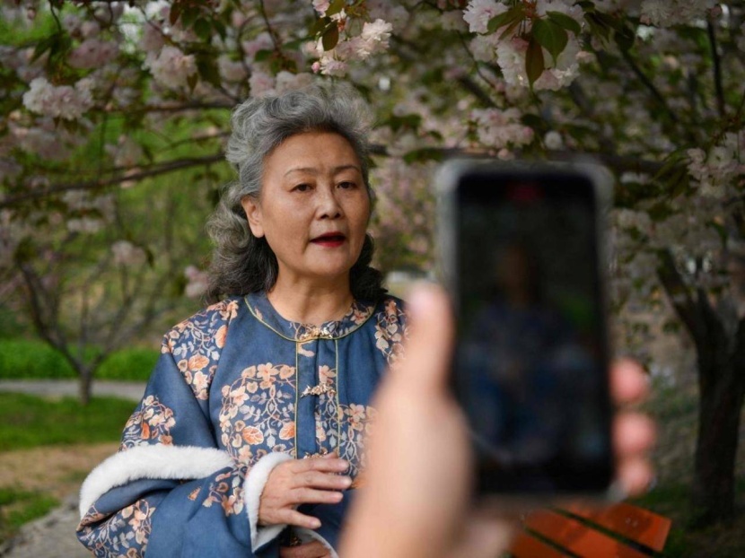 مسنات الصين .. نجمات جديدات على الشبكات الاجتماعية