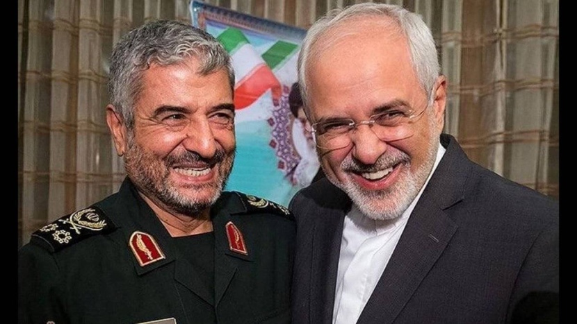 طهران .. رسم السياسات الخارجية على طاولة صنع الصواريخ