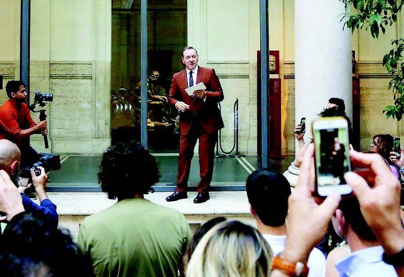 كيفن سبيسي يعود إلى الشاشة في فيلم إيطالي